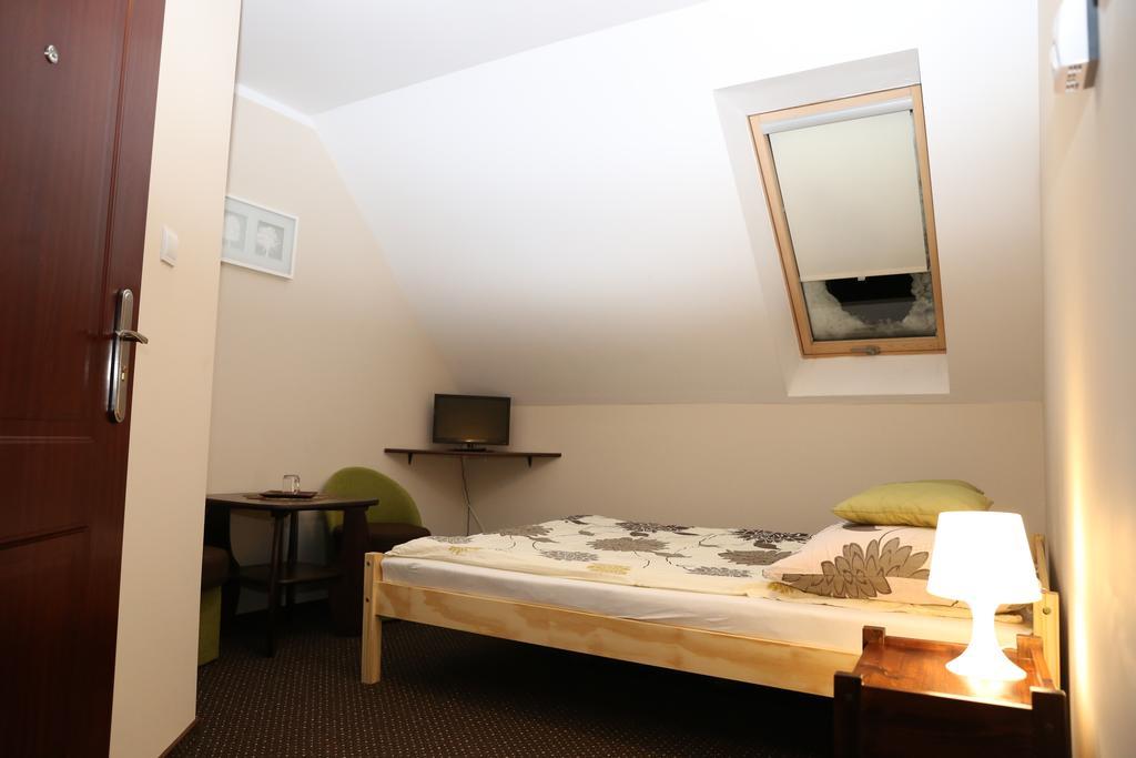 Villa Dwór Na Otulinie Białowieża Habitación foto