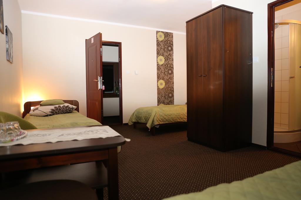 Villa Dwór Na Otulinie Białowieża Habitación foto
